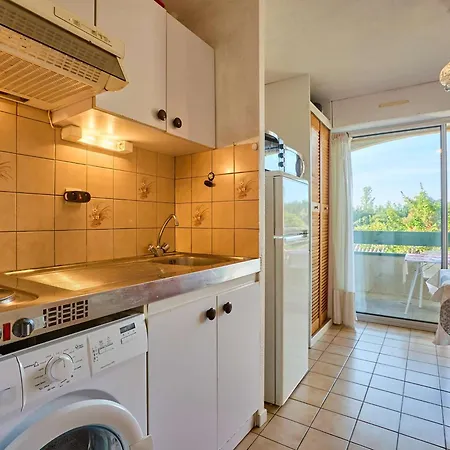 T2 Lumineux Avec Balcon, Animaux Admis, Parking, Wi-fi Inclus - Fr-1-841-47 *