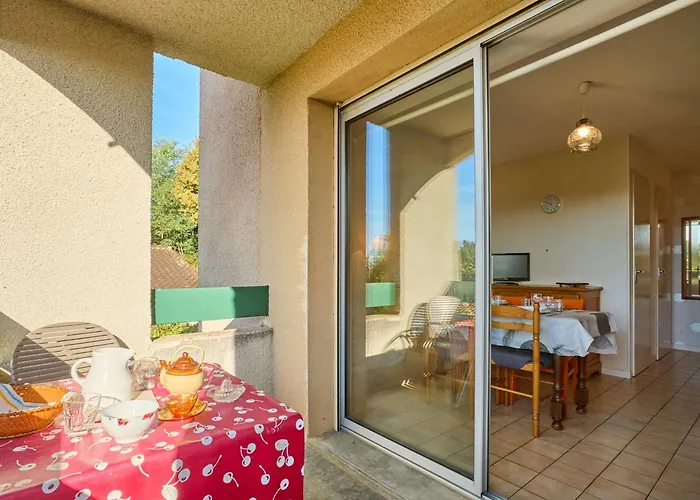 T2 Lumineux Avec Balcon, Animaux Admis, Parking, Wi-fi Inclus - Fr-1-841-47 *